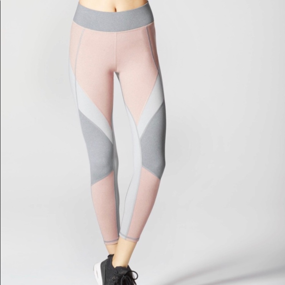 Michi Mist Legging in Rose Quartz